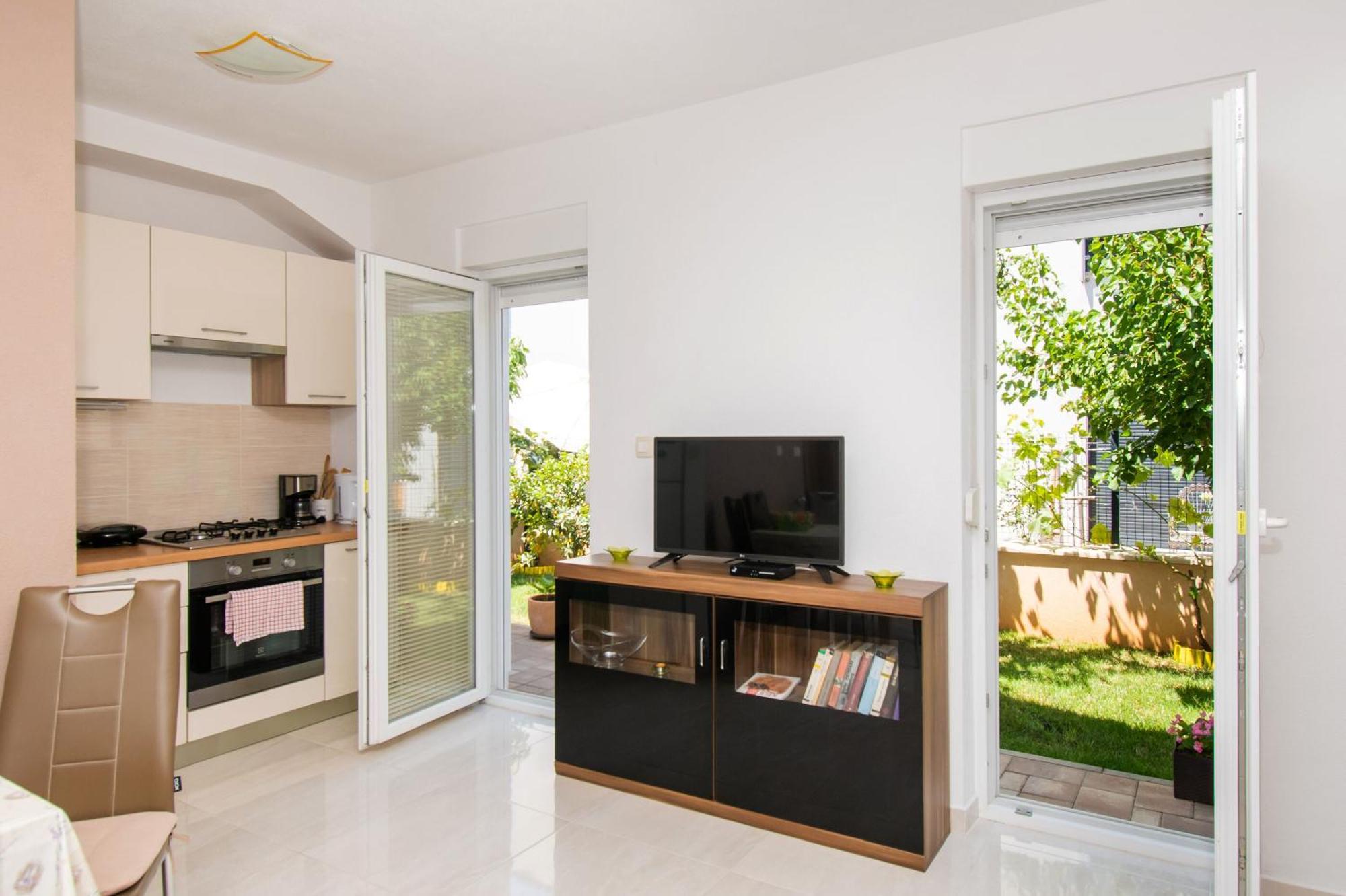 Apartment Ninic Srima Luaran gambar