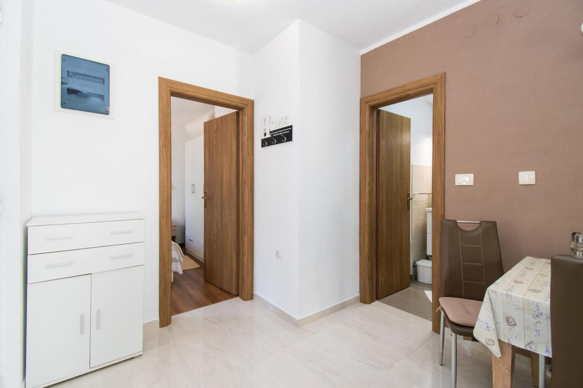 Apartment Ninic Srima Luaran gambar