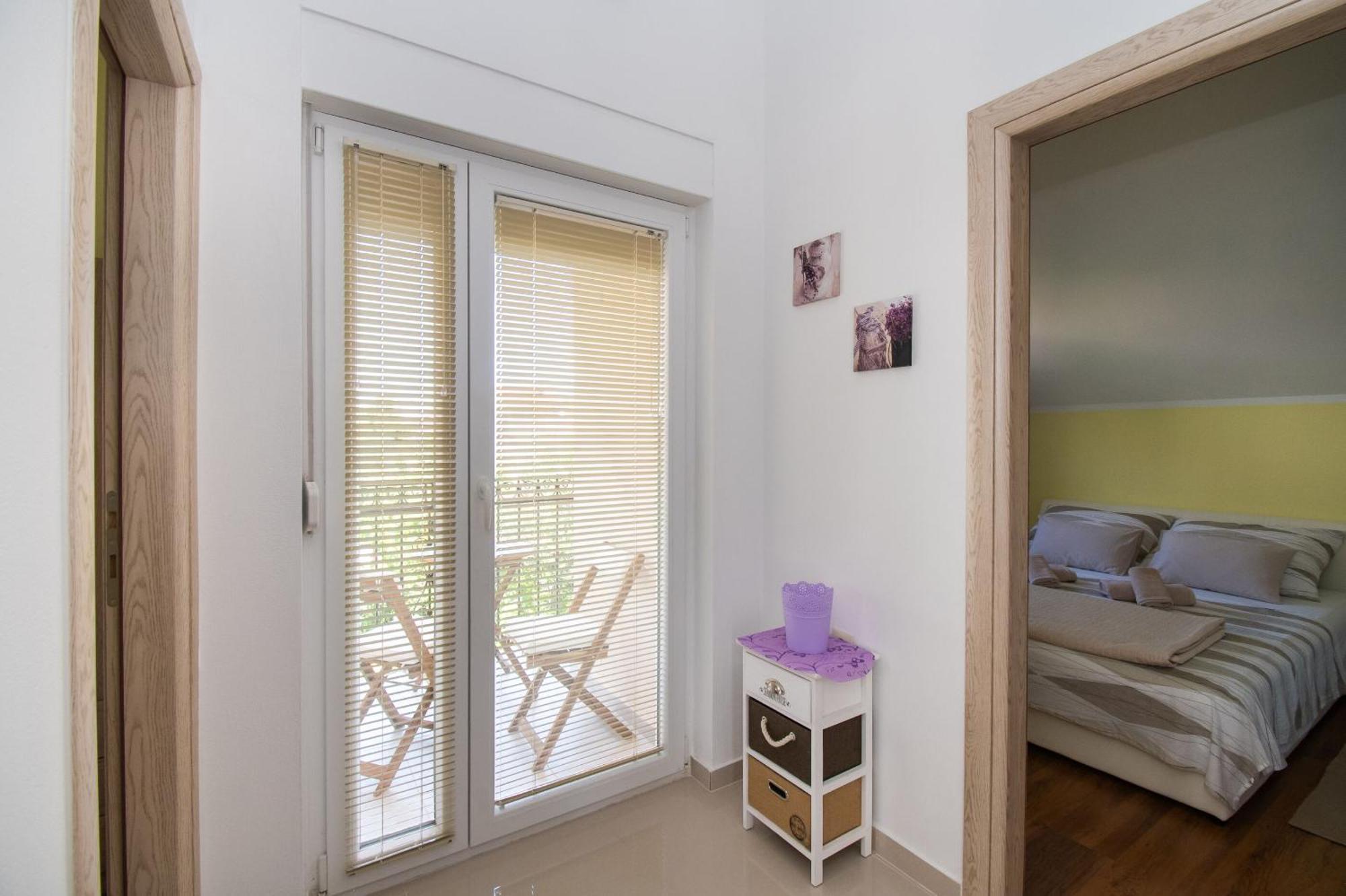 Apartment Ninic Srima Luaran gambar